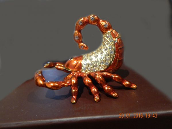 Womens Gift Jewellery Trinket Holder Scorpion Jewelled ornament holder with box - Image 6